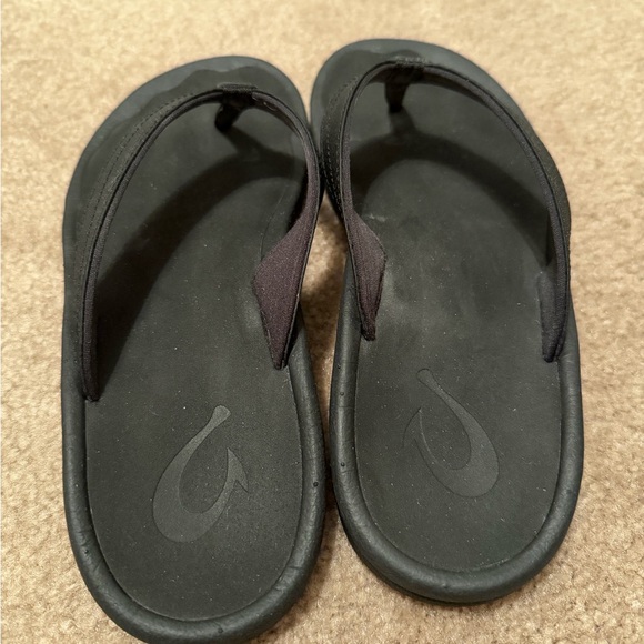 Olukai - Picture 3 of 5